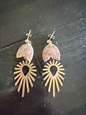 Artisan Gold Sunburst Earrings with Pink Marble Tops